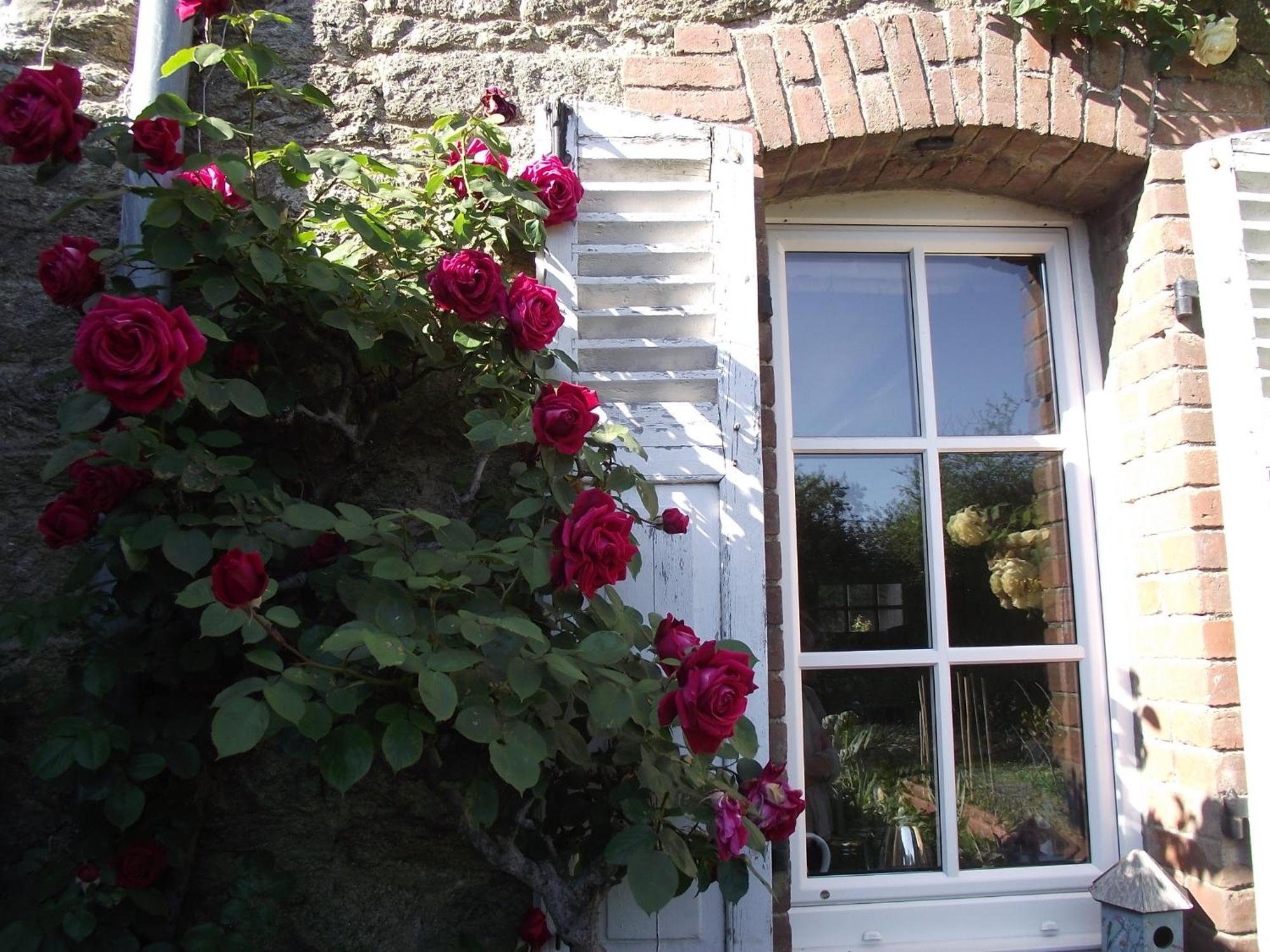Chambres D'Hotes Le Clos D'Enhaut Динард Екстериор снимка